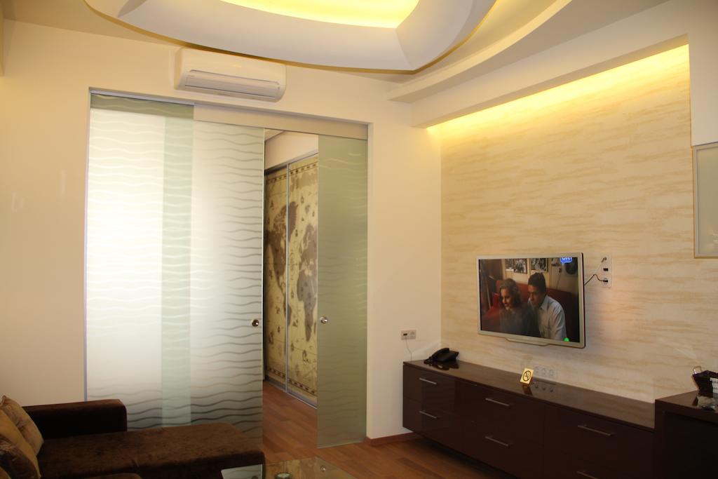 Apartment In Center Of Odessa Habitación foto