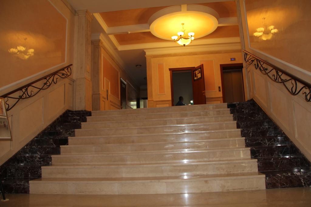 Apartment In Center Of Odessa Exterior foto